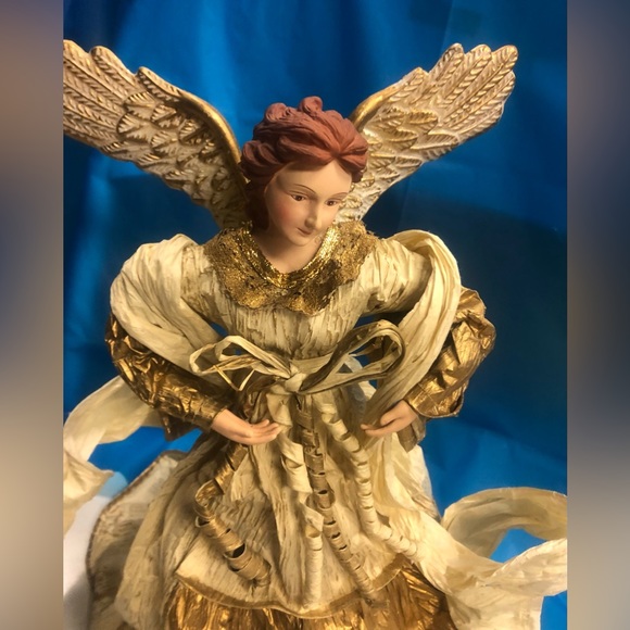 Angel Tree Topper - Picture 5 of 8